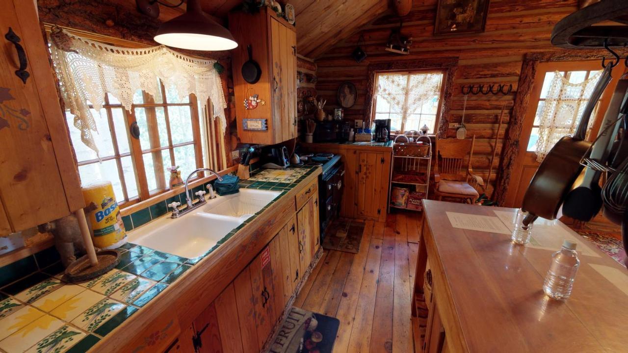 רד ריבר Cabin By The Creek With High Speed Wifi מראה חיצוני תמונה